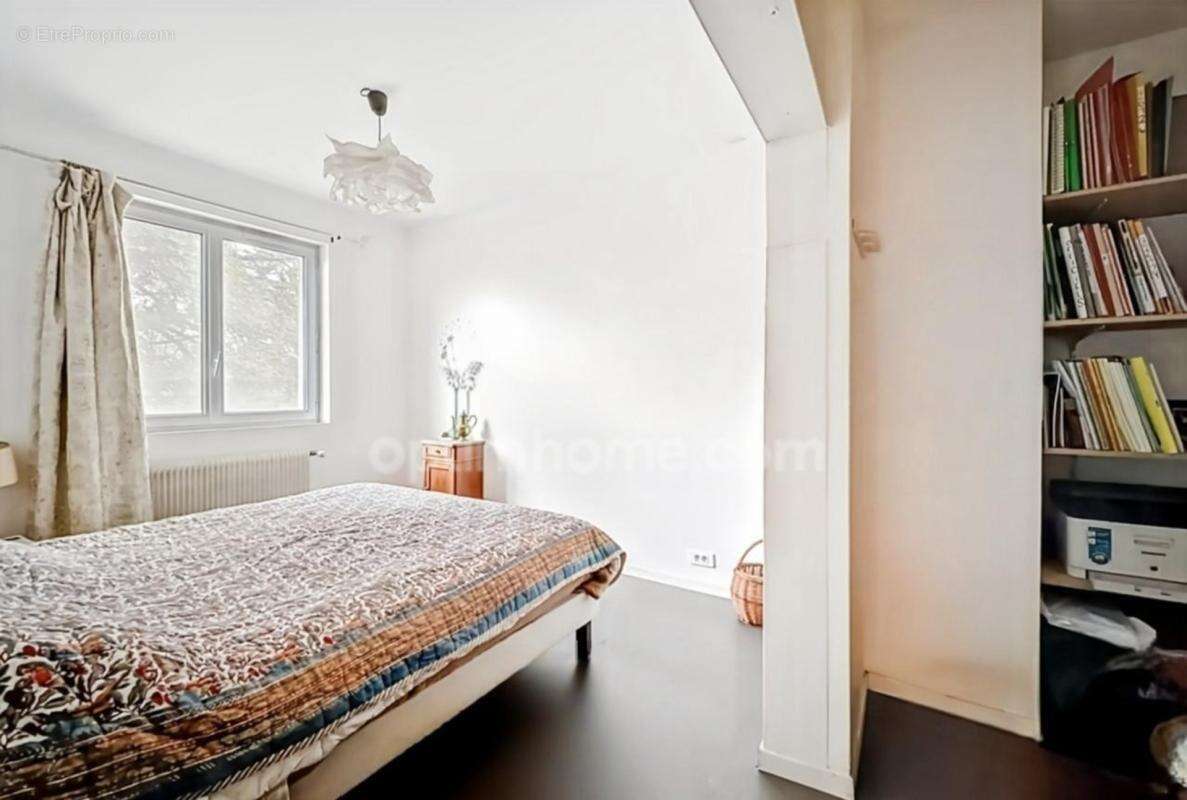 Magny les hameaux (78) - maison - 8 pieces - 211m2 - 6 chambres - terrain 680m2 - residentiel - terrasse - comble amenageable -  - photo 13