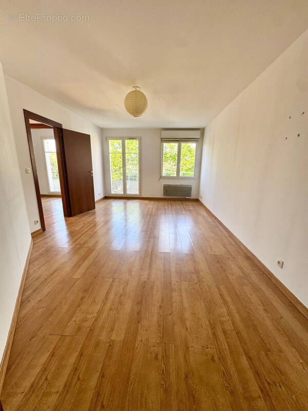 Appartement à CORBEIL-ESSONNES