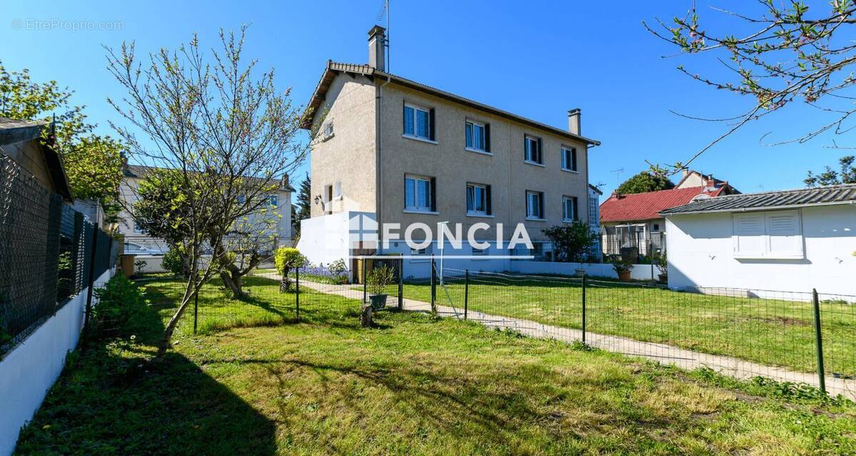 Maison à NEUILLY-SUR-MARNE