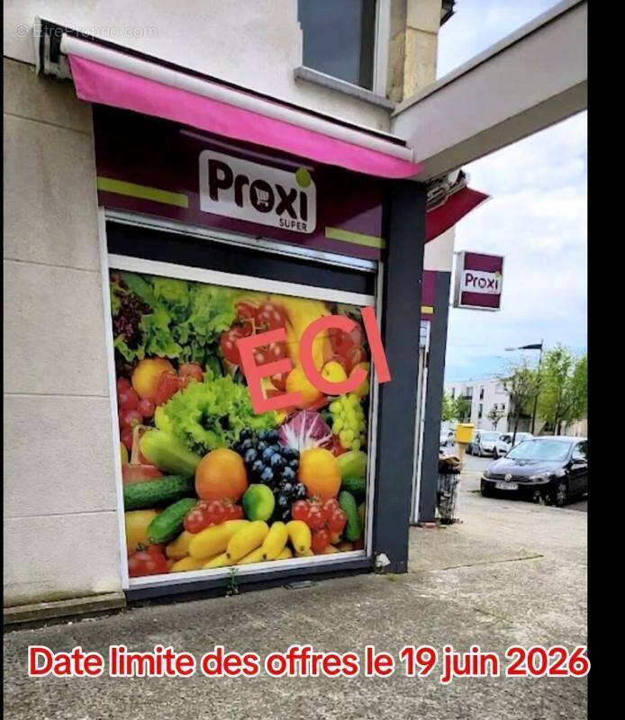Commerce à TAVERNY