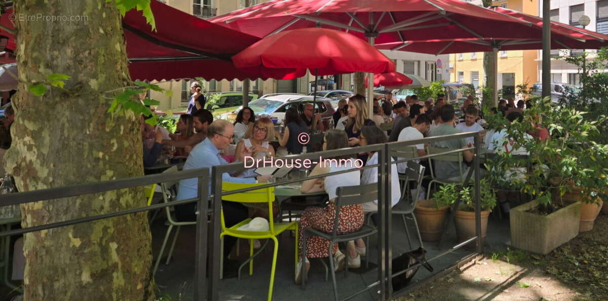 Commerce à LYON-4E