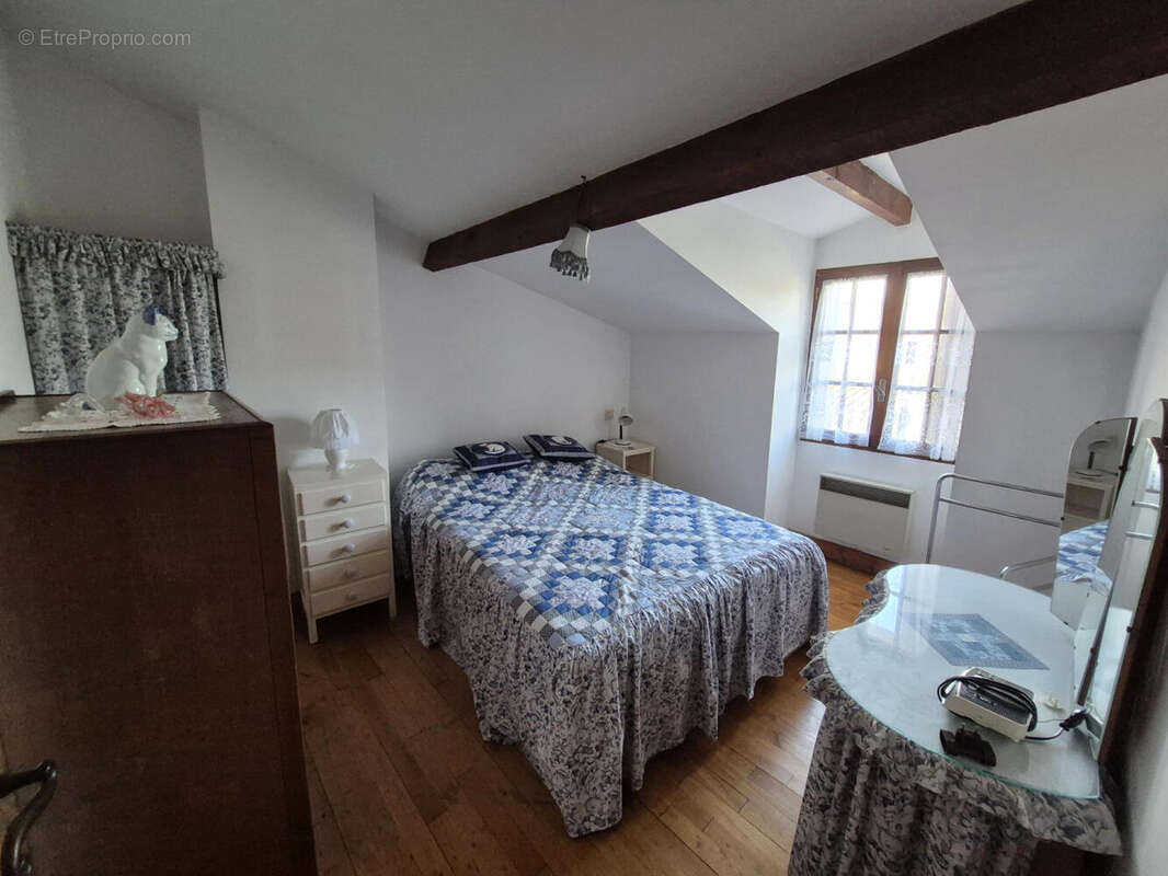 20251125_113248 - Maison à SAINT-MARTIAL-DE-VALETTE