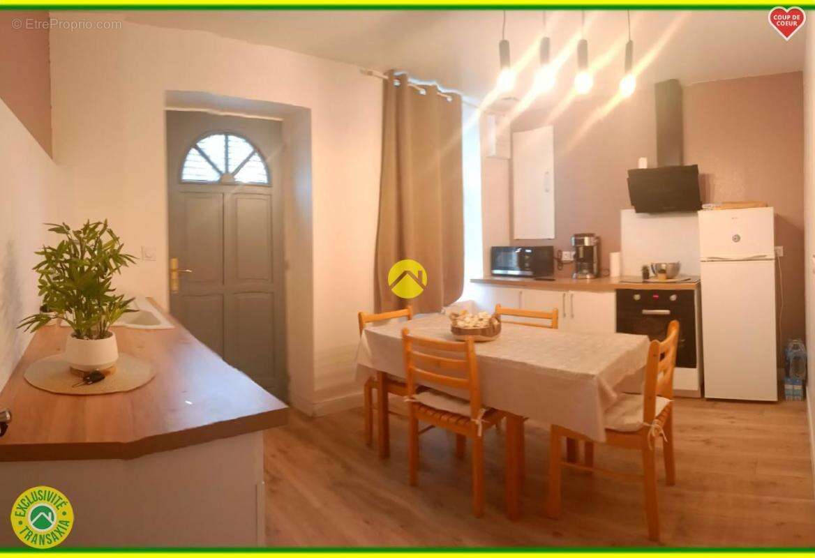 Maison à NEUVY-SUR-BARANGEON