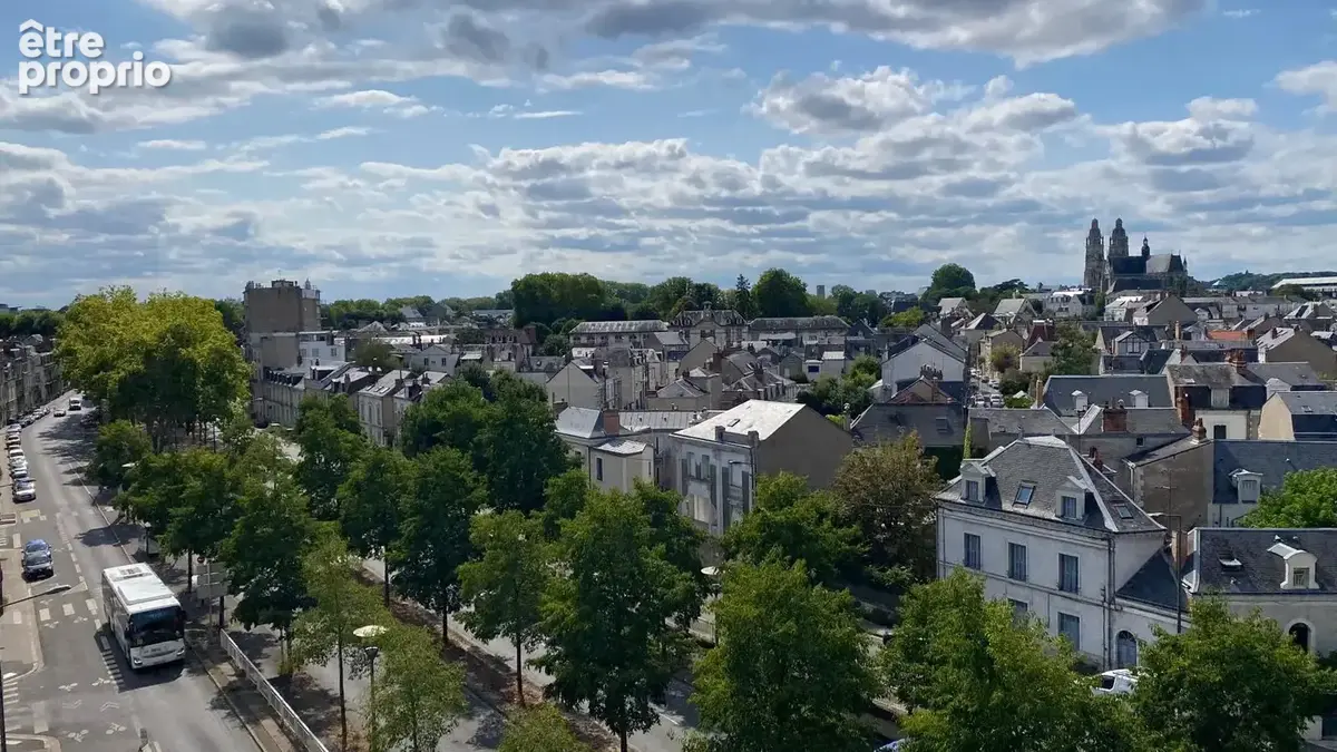 Tours Centre   Appartement T4 avec balcon et vue privilégiée - photo 11