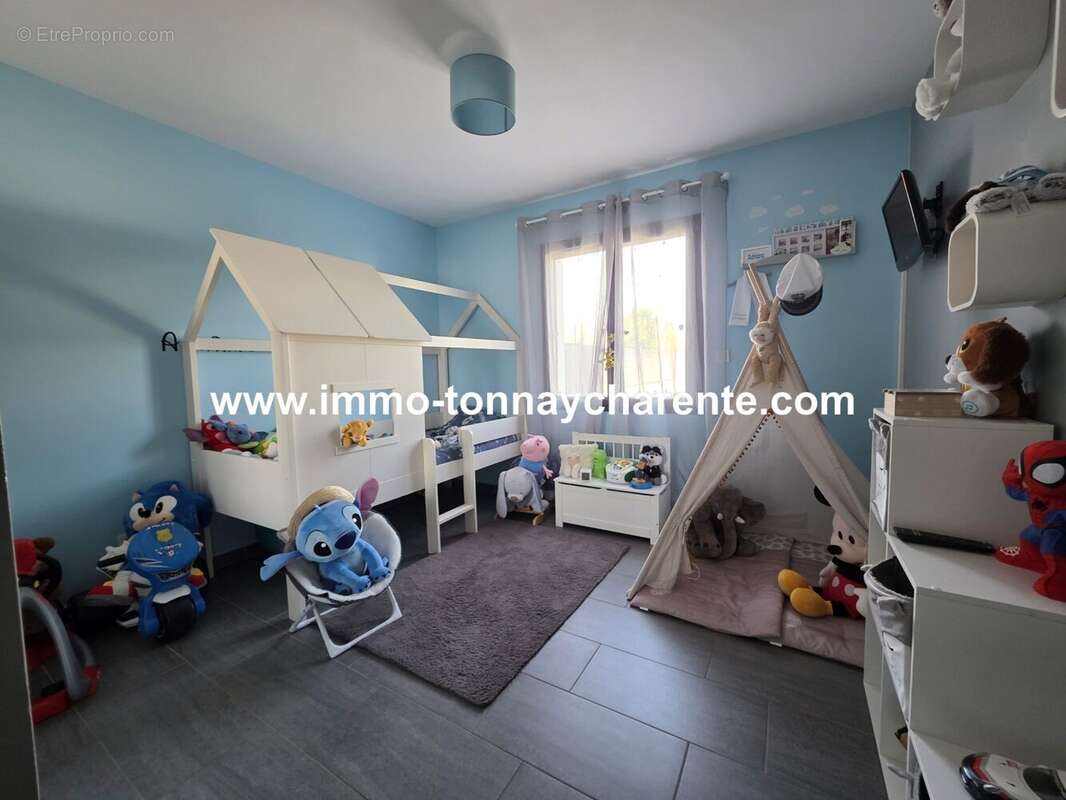 Maison à TONNAY-CHARENTE