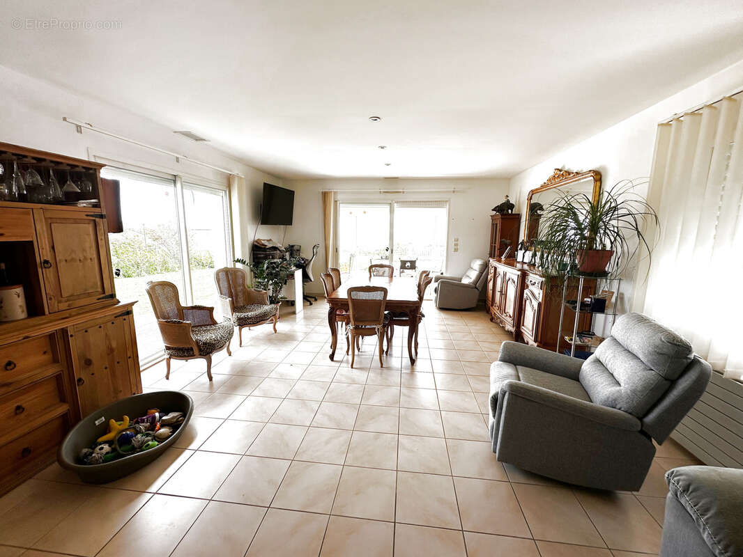 Maison à BARZAN
