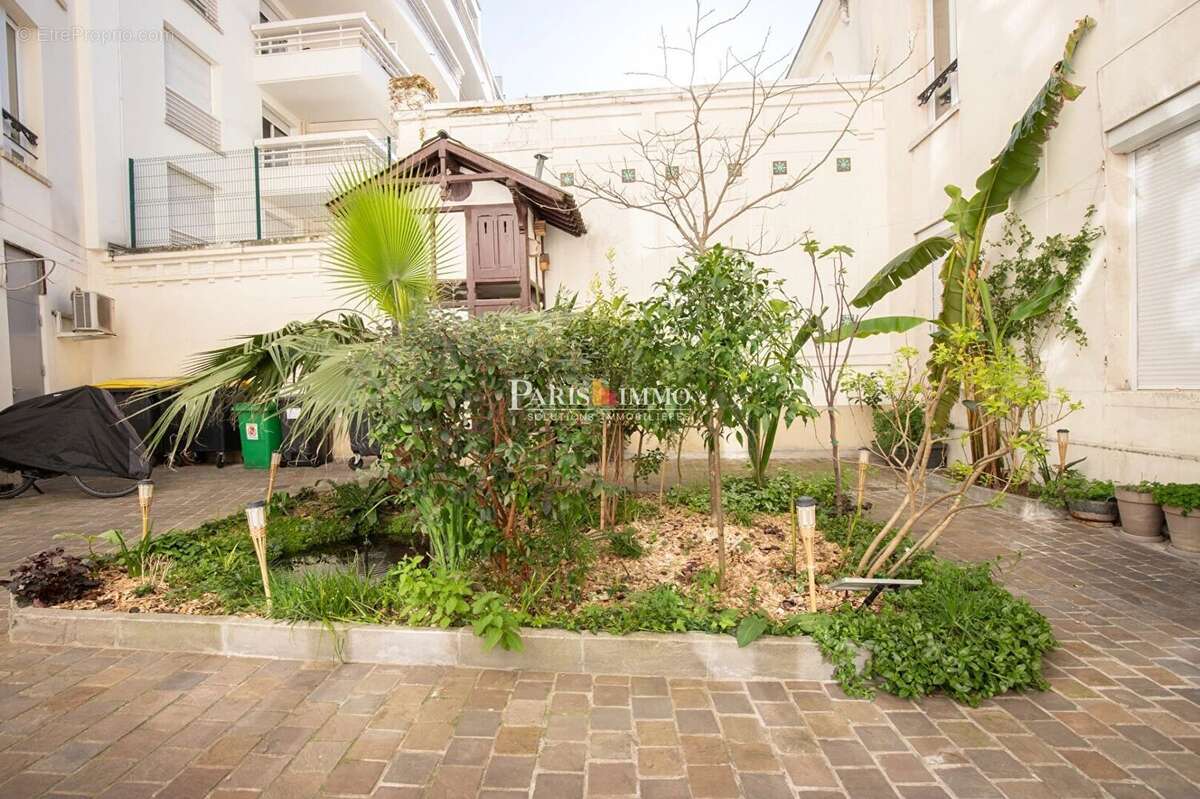 Appartement à LEVALLOIS-PERRET