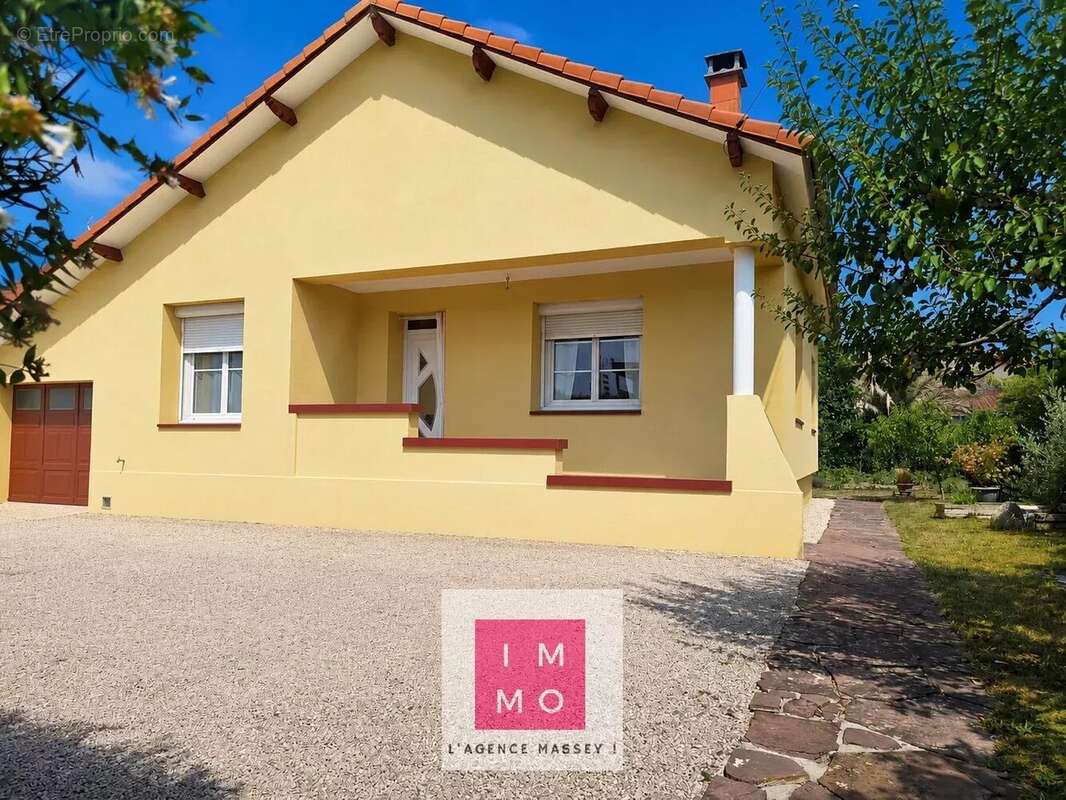 Maison de ville de charme – Plain-pied T3  : garage, jardin et terrasse couverte - photo 23