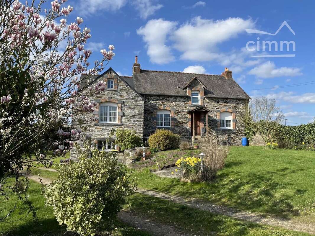 Maison à SIXT-SUR-AFF