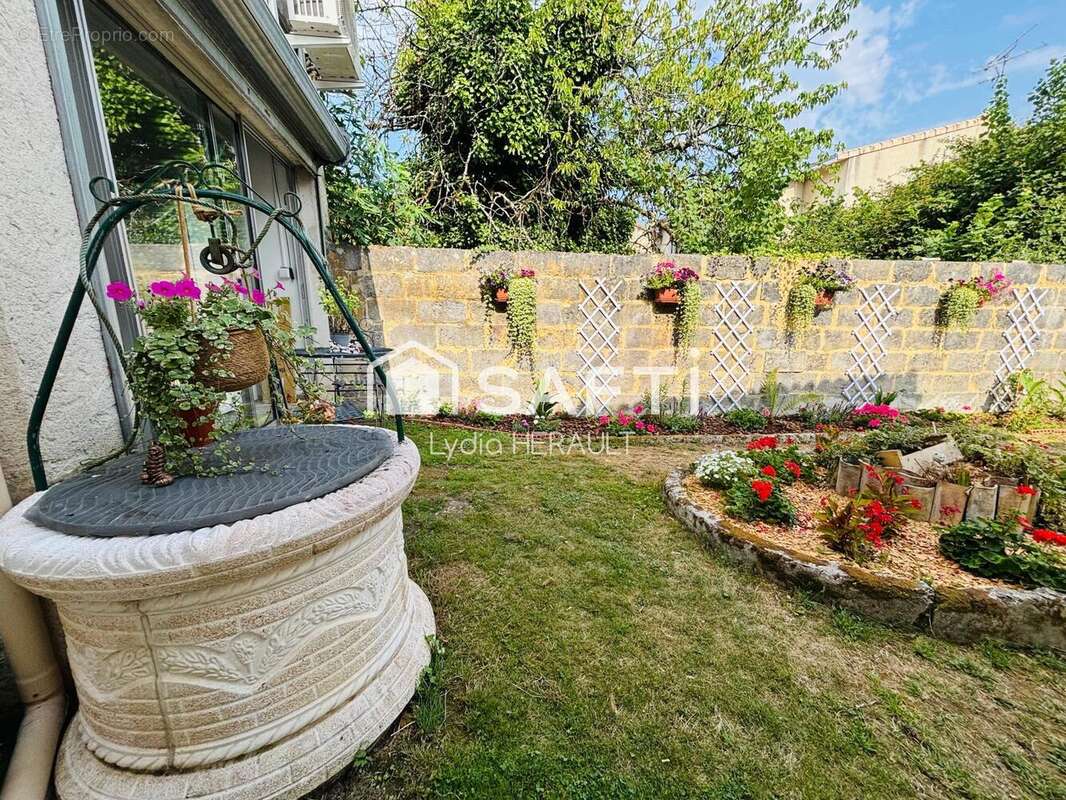 Photo 8 - Appartement à RUELLE-SUR-TOUVRE