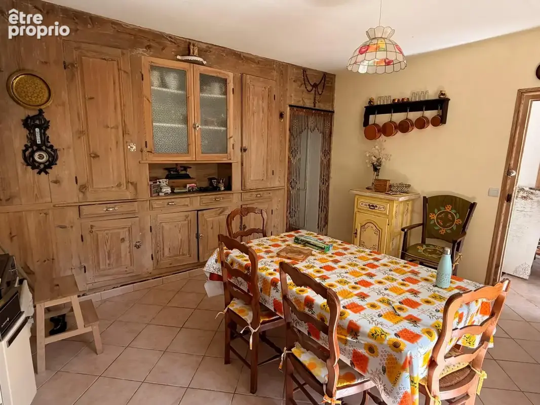 Ancien corps de ferme en pierres avec 1 700 m2 de terrain - photo 3