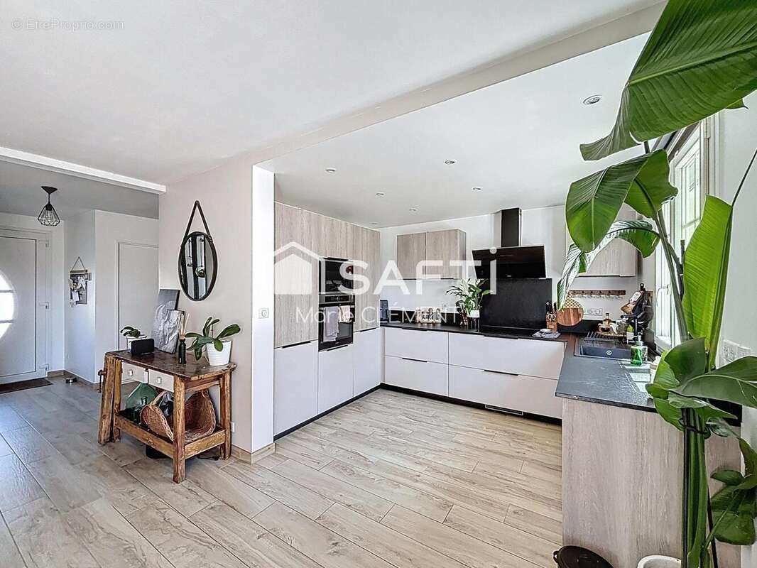 Photo 7 - Maison à PONTAULT-COMBAULT