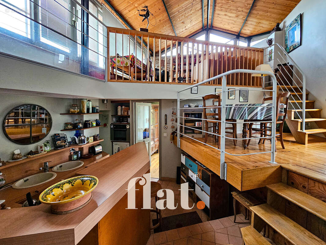 Maison à PONT-SAINT-MARTIN