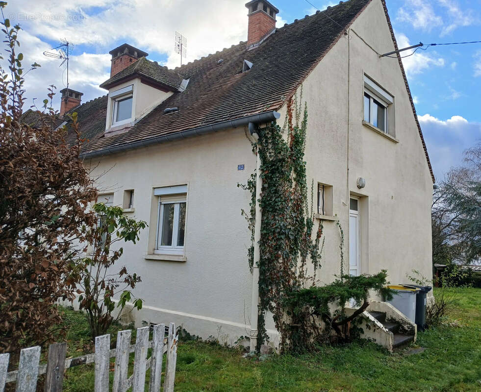 Maison à LE CREUSOT