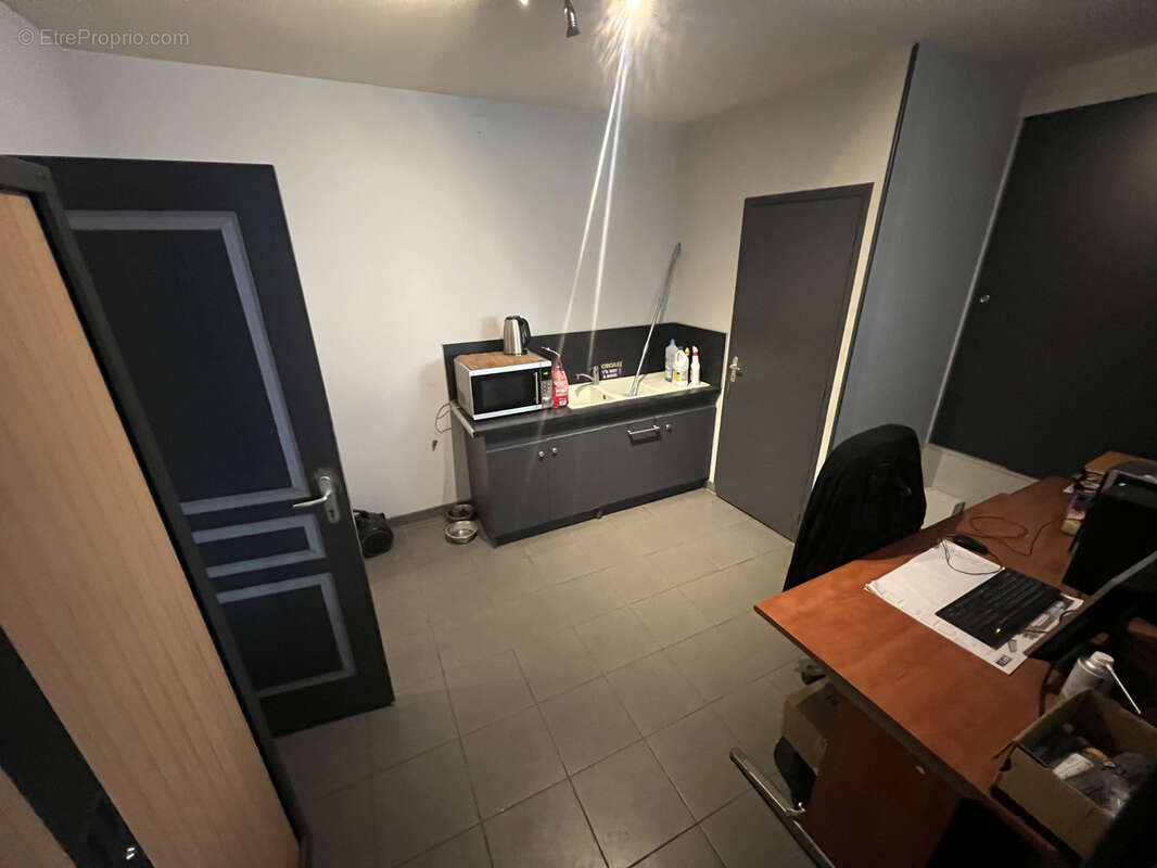 Commerce à GRAND-COURONNE