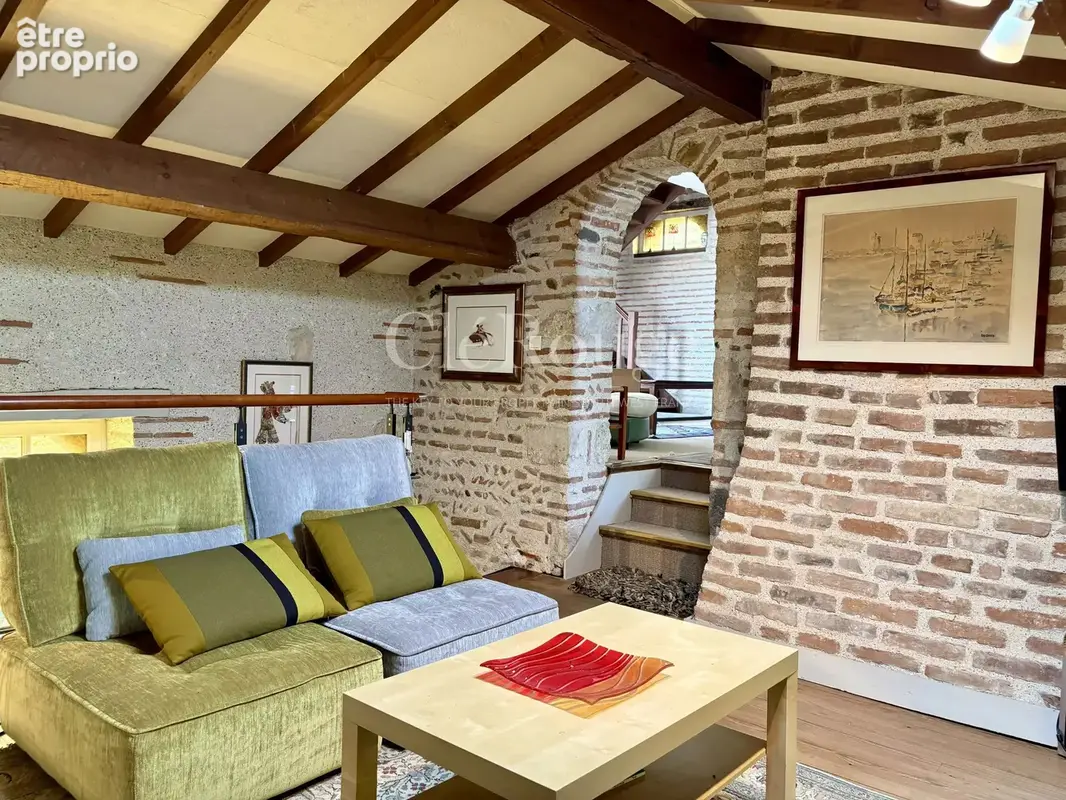 Élégante propriété de caractère avec appartement indépendant, piscine et vues dégagées - photo 16