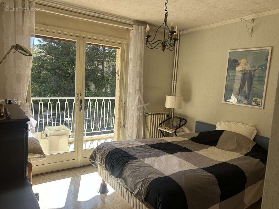 Appartement à MARSEILLE-12E