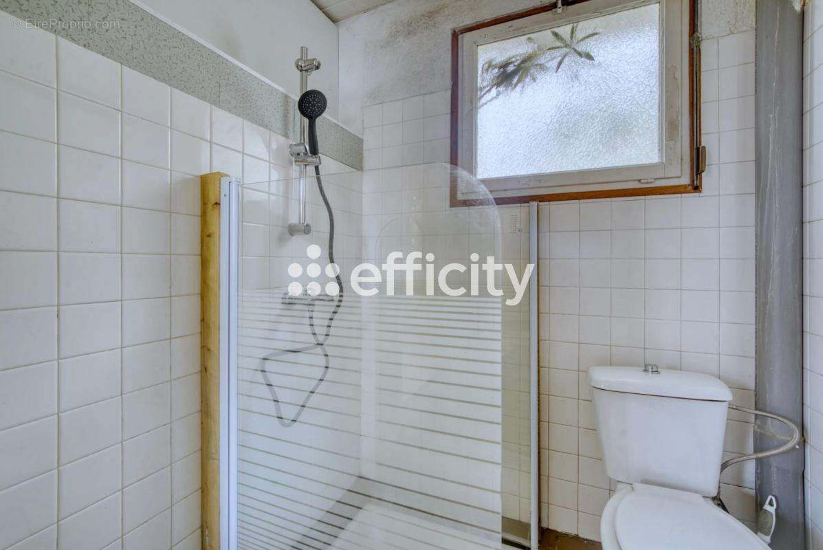 Maison à SAINT-GEORGES-DE-DIDONNE