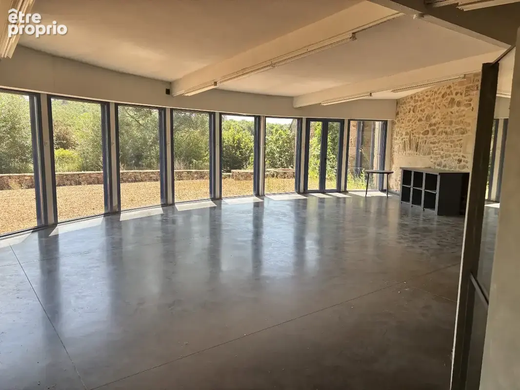 Maison avec 2 chambres, jardin 4296 m2, 212 m2 habitables. - photo 3