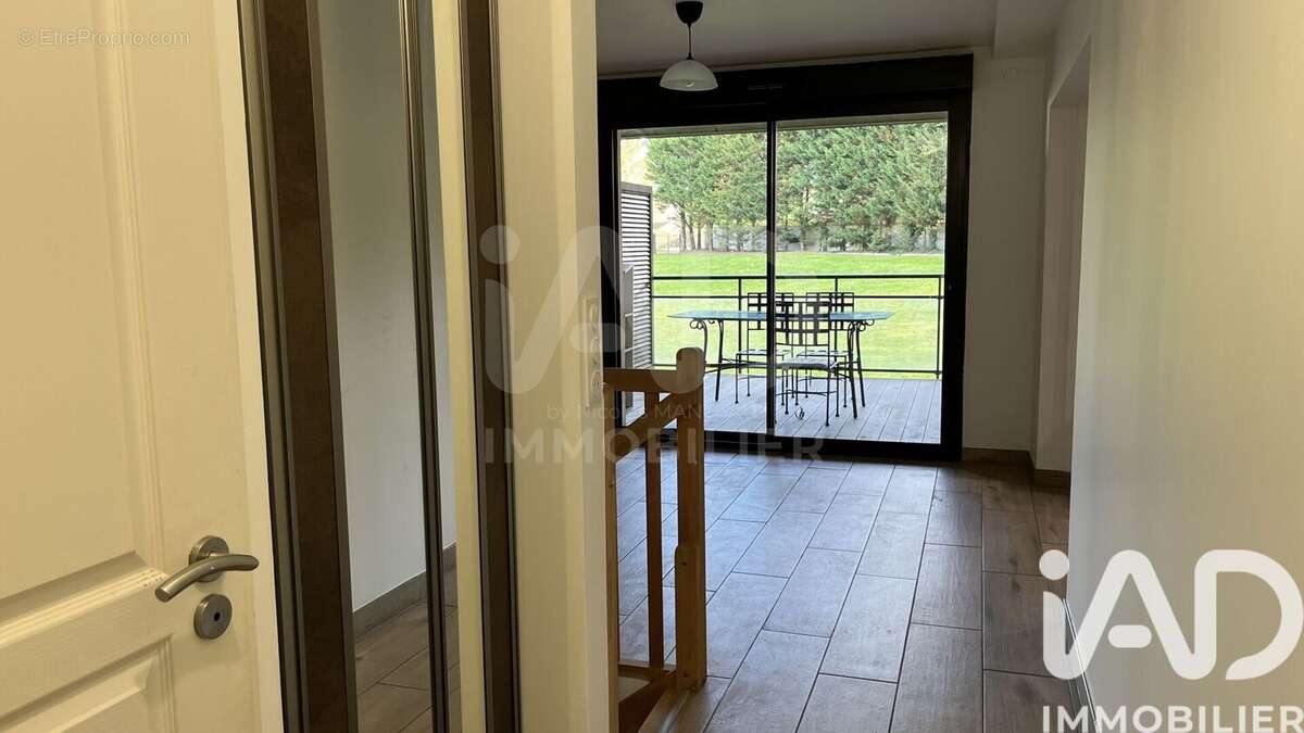 Photo 3 - Appartement à SAINT-JEAN-DE-BRAYE