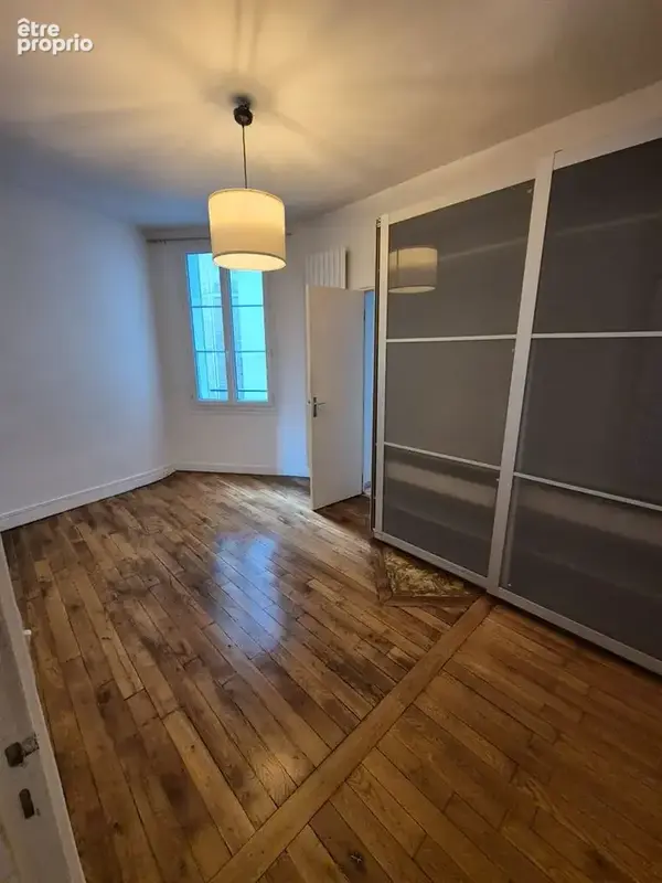 2 pièces rue Vaugelas dans un bel immeuble ancien - photo 2