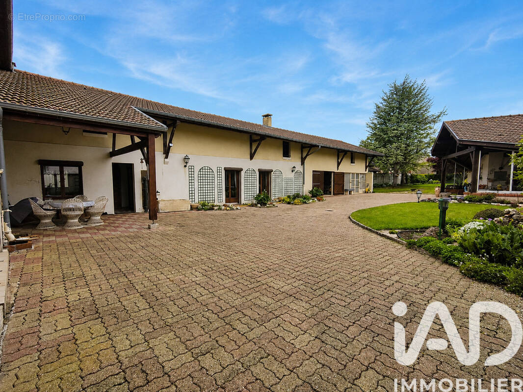 Photo 1 - Maison à COURTISOLS