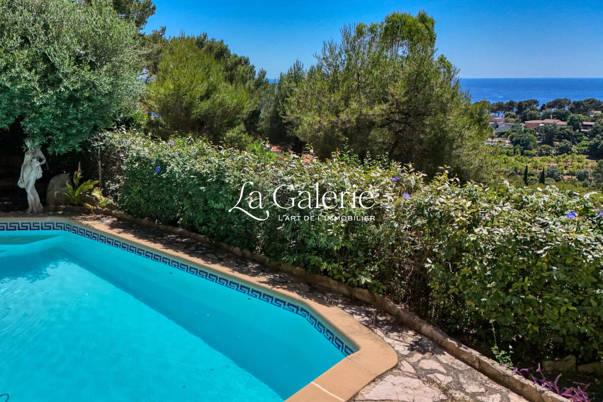 Maison à HYERES
