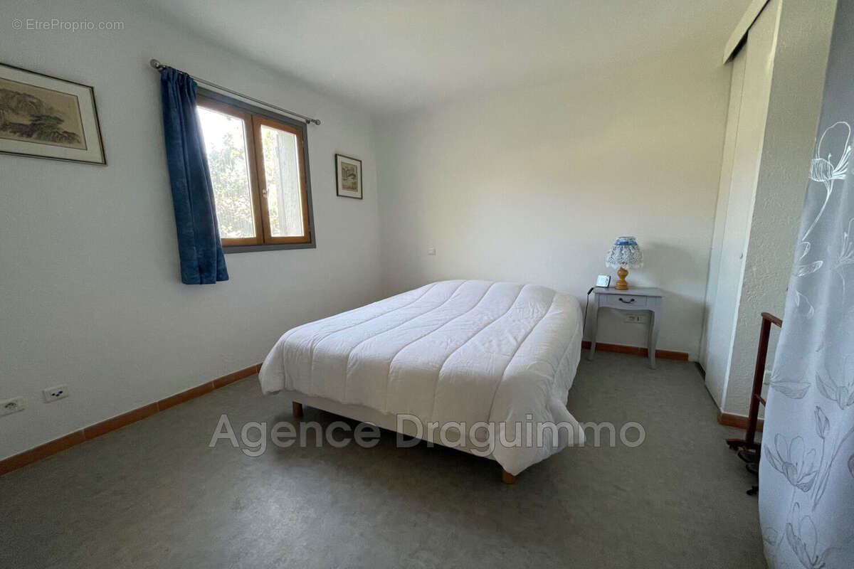 Maison à TRANS-EN-PROVENCE