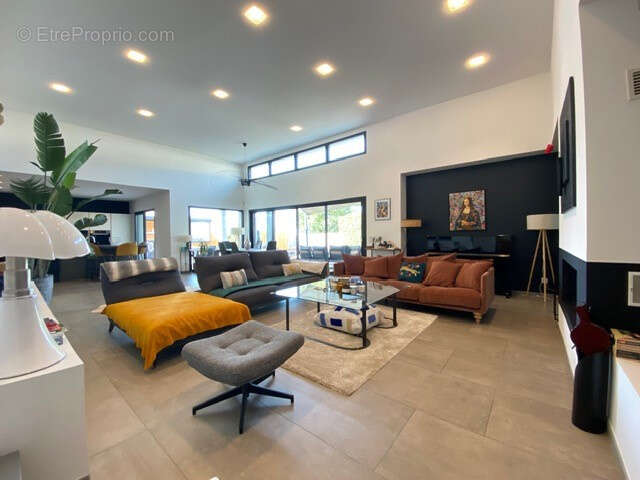 Maison à LANSARGUES