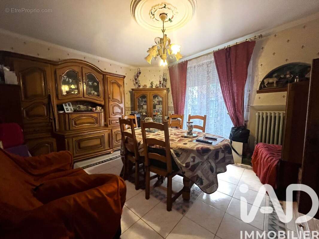 Photo 8 - Appartement à LE NOUVION-EN-THIERACHE