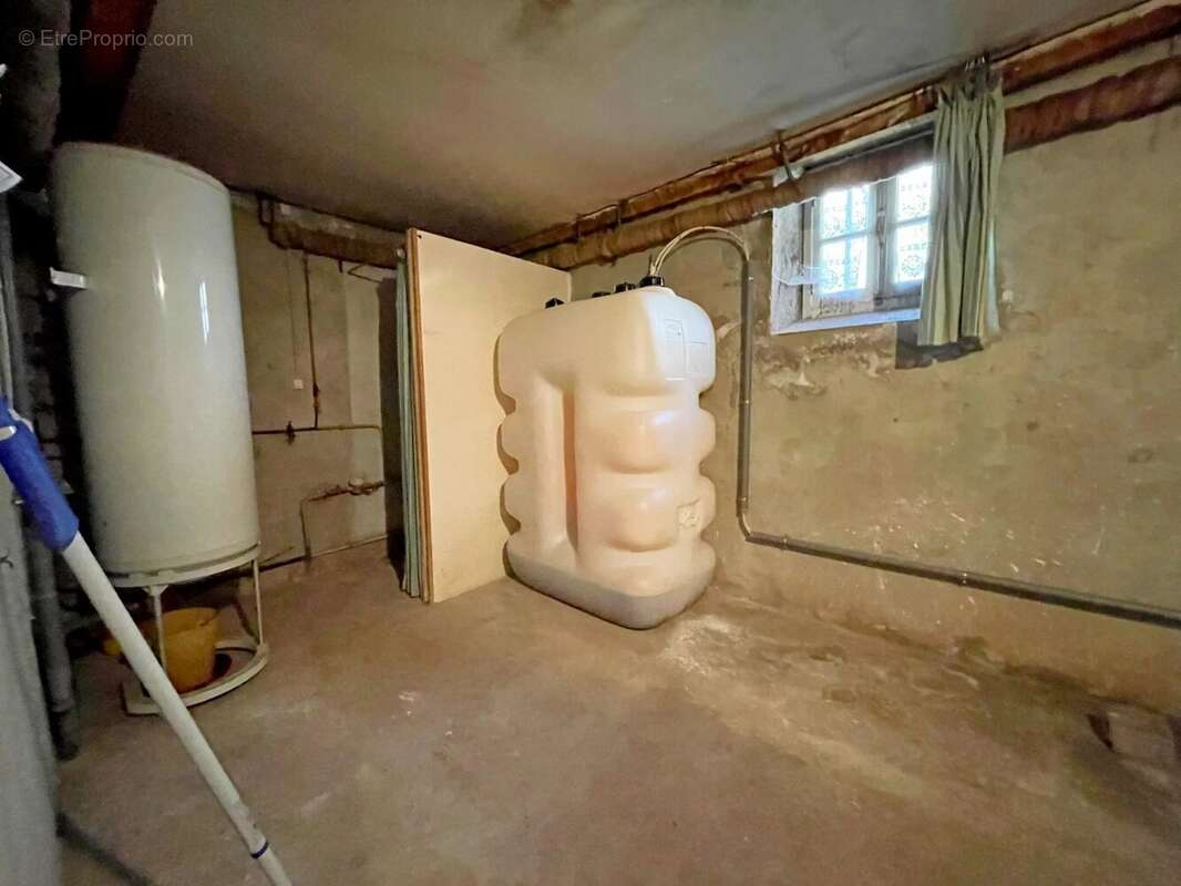 Maison à SAINT-BRISSON