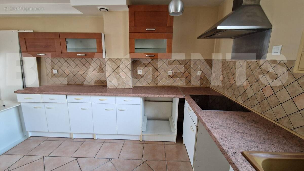 20251018_163754_inPixio - Maison à BRAY-SUR-SEINE