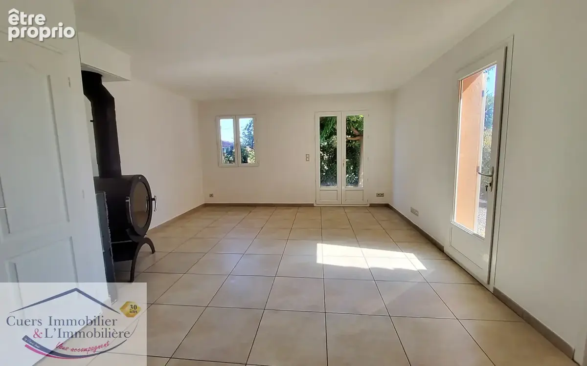 CUERS, VILLA T3 avec garage - photo 7