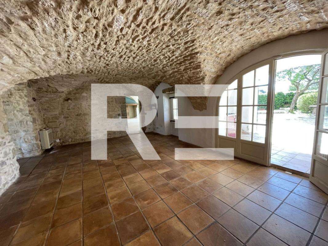 Maison à COLLORGUES