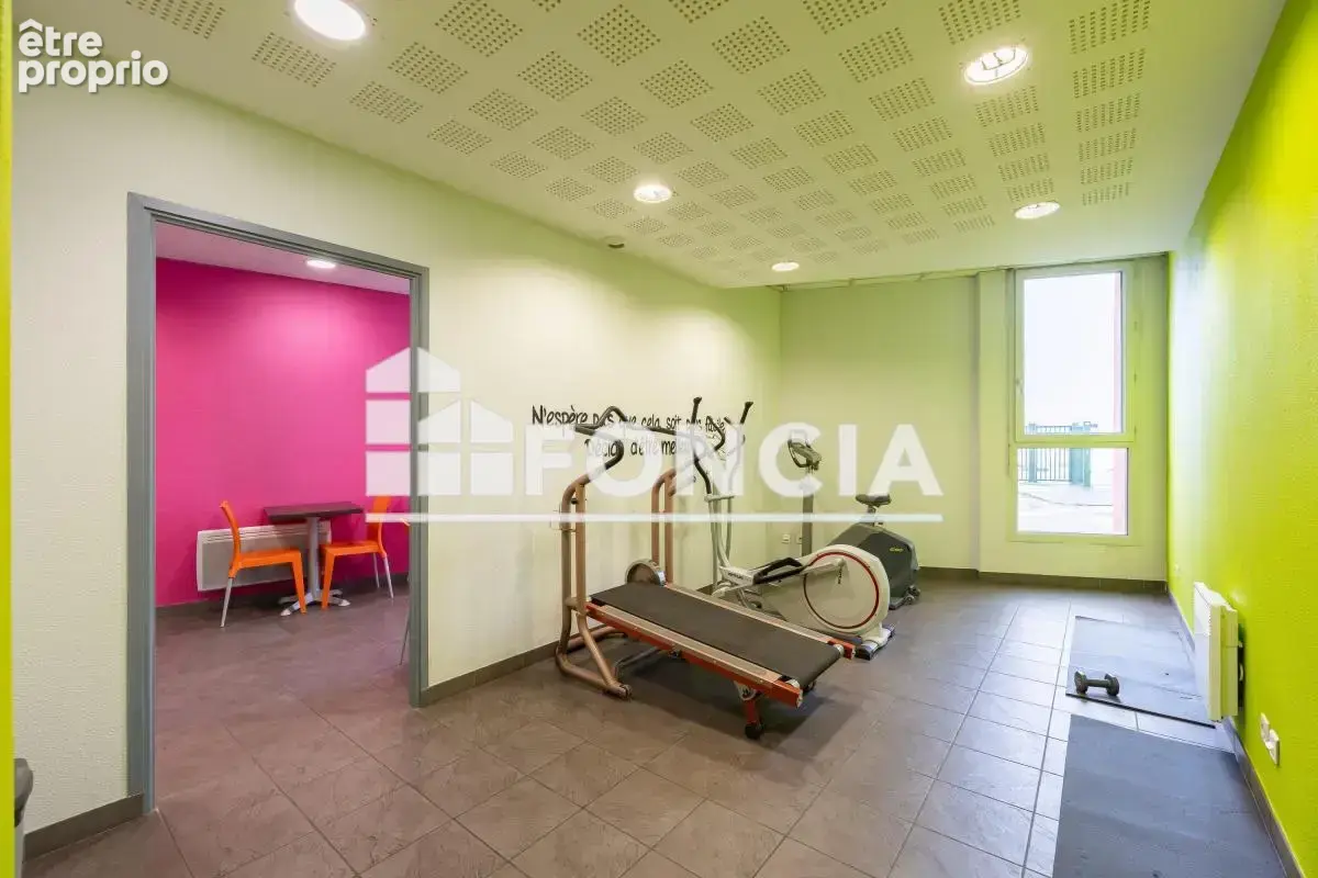 Vente - Appartement en résidence services - Studio - 18,03 m² - - photo 10