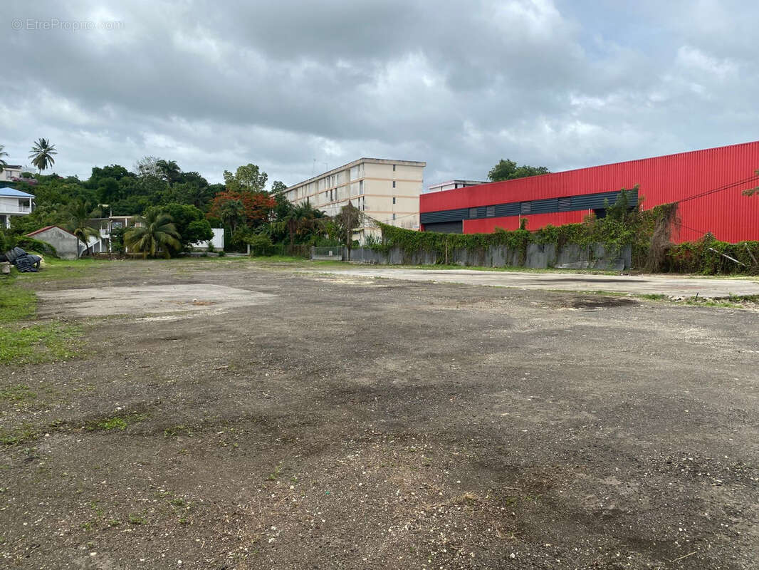 À vendre   Terrain avec projet de construction validé   Dugazon, Les Abymes - photo 5