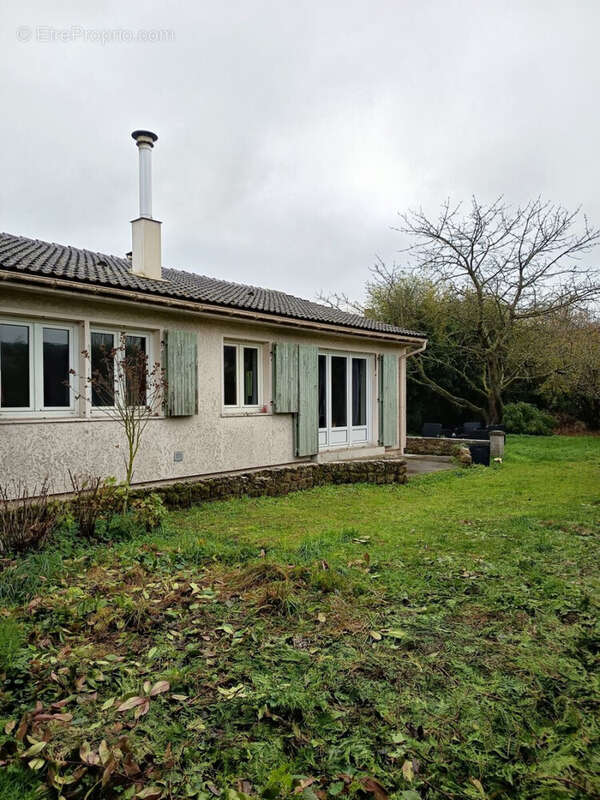 Maison de plain-pied de 90m² 8 - Maison à GRANDFRESNOY