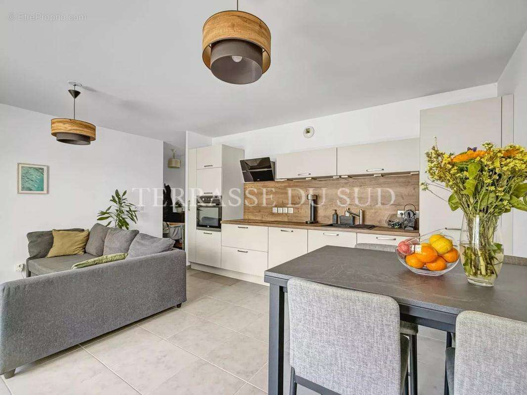 Appartement à MARSEILLE-8E