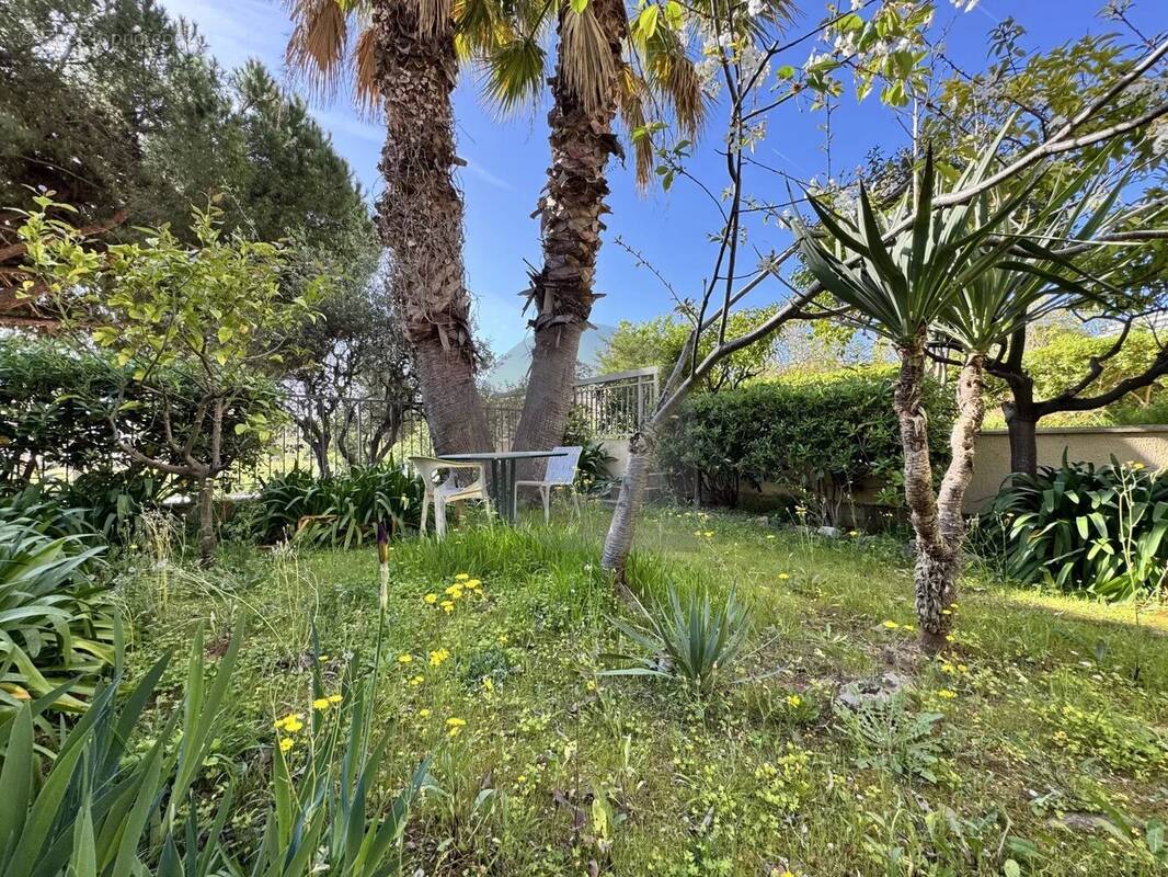 Appartement à ROQUEBRUNE-CAP-MARTIN