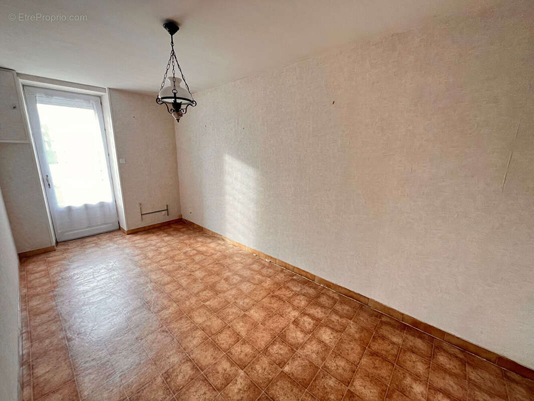 Maison à VENANSAULT