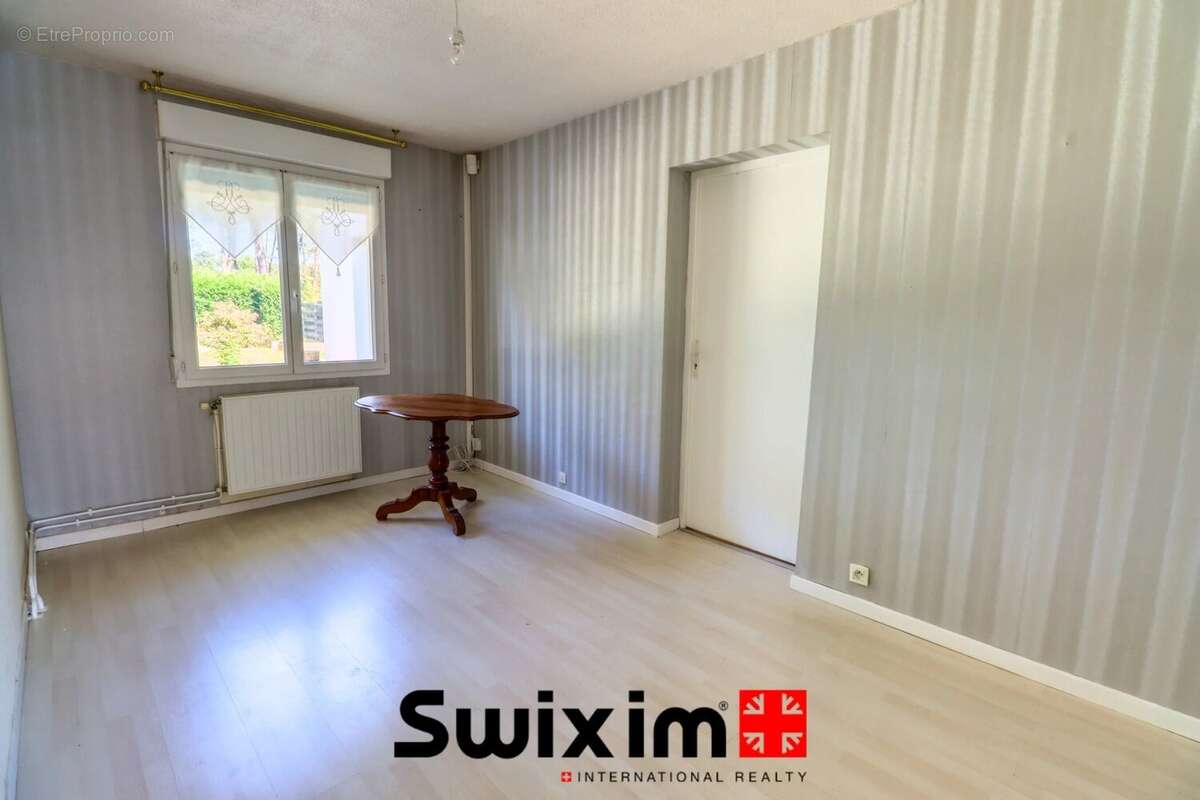 Maison à LE HAILLAN