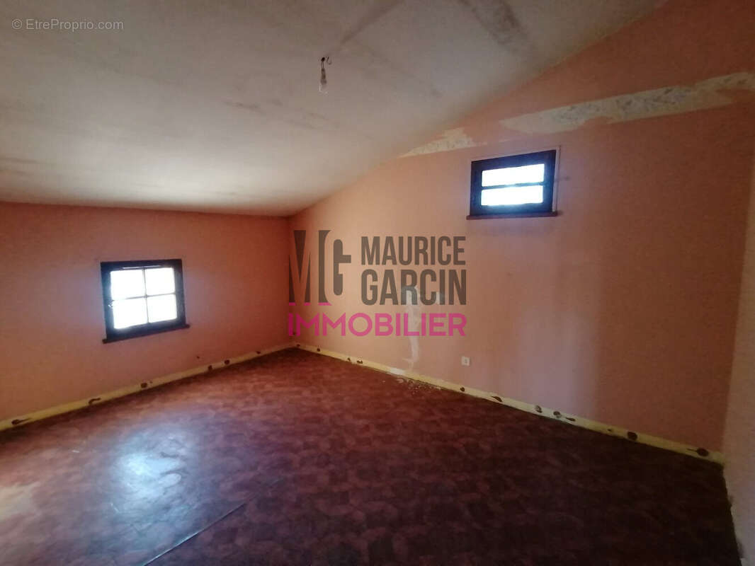 Maison à L&#039;ISLE-SUR-LA-SORGUE