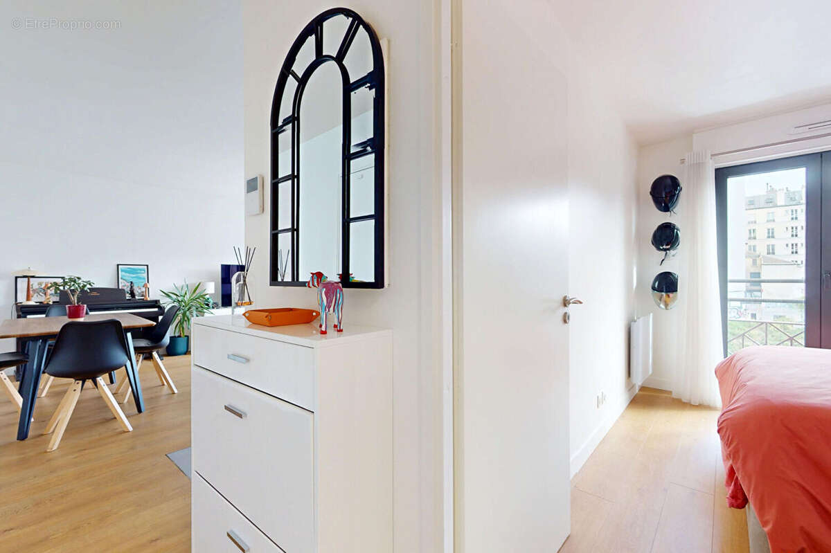 Appartement à PARIS-17E