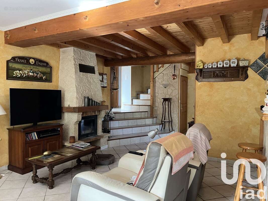 Photo 5 - Maison à MIRABEL-ET-BLACONS