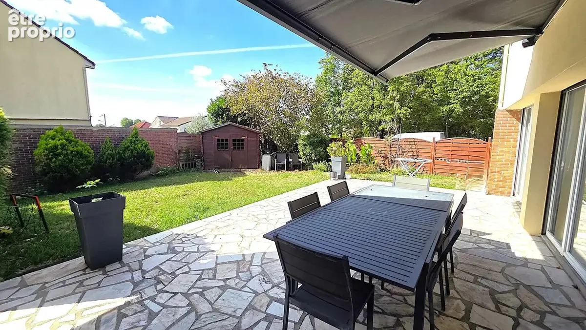Maison 6 pièces 133 m² à vendre à Courtry (77181) - photo 2
