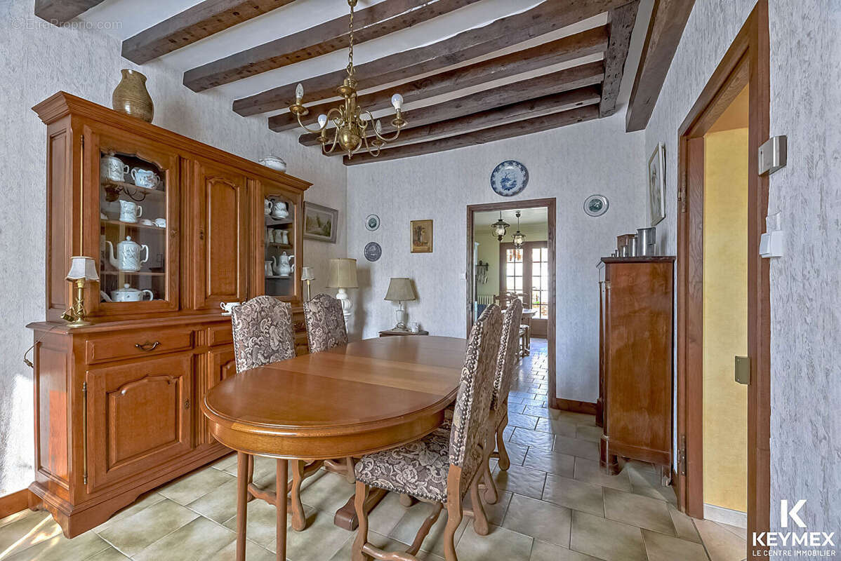 Maison à PUISEUX-LE-HAUBERGER