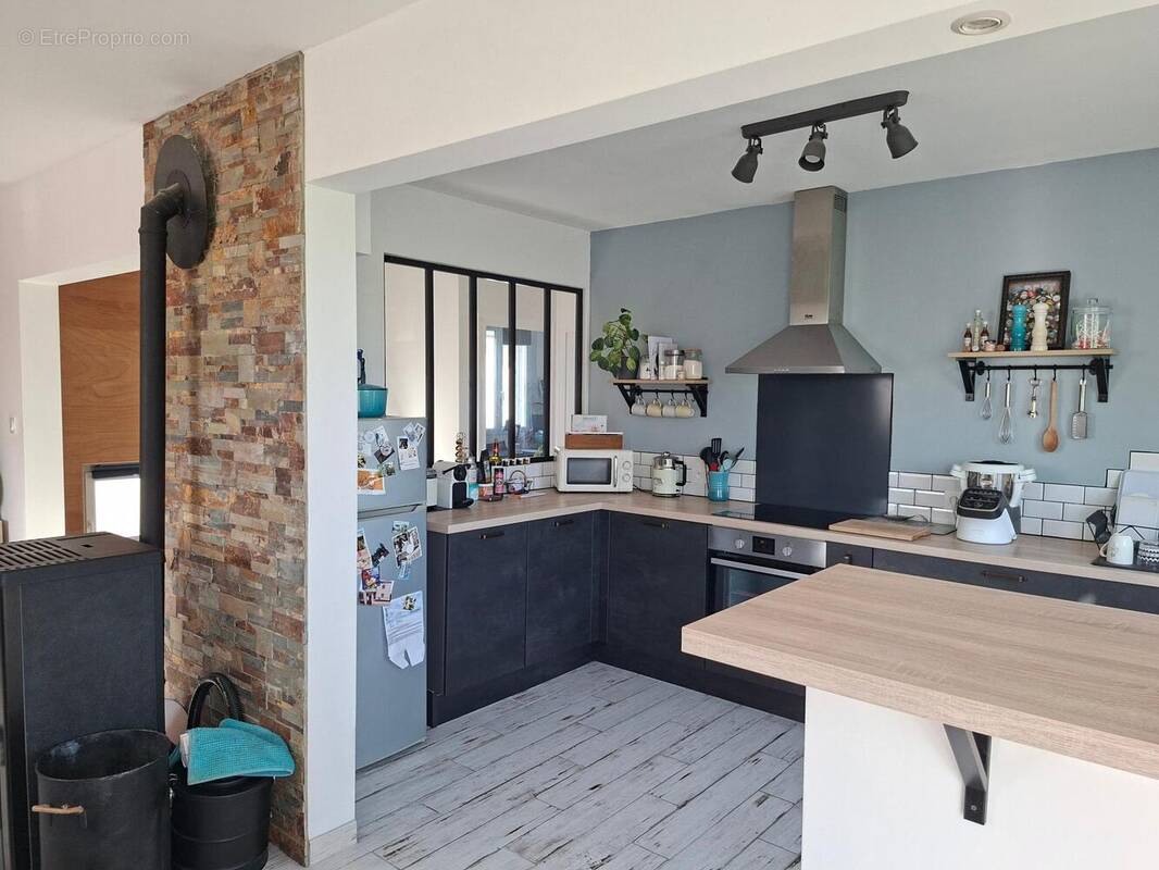 Photo 1 - Maison à CHEVILLY