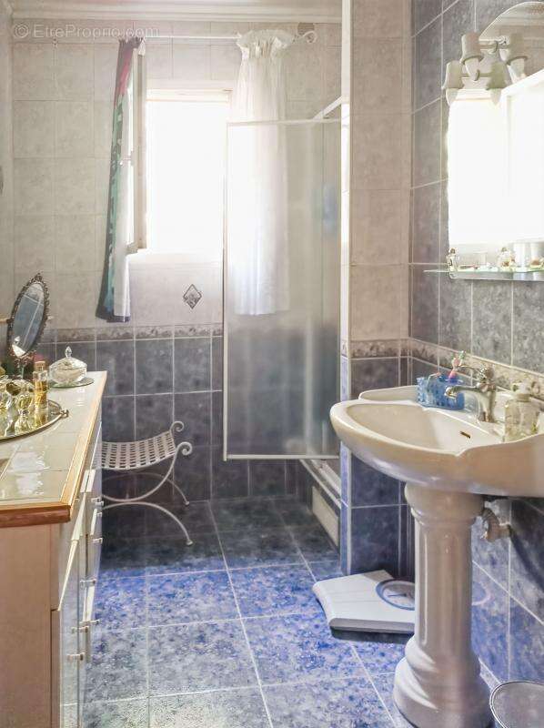 Maison à ROQUEMAURE