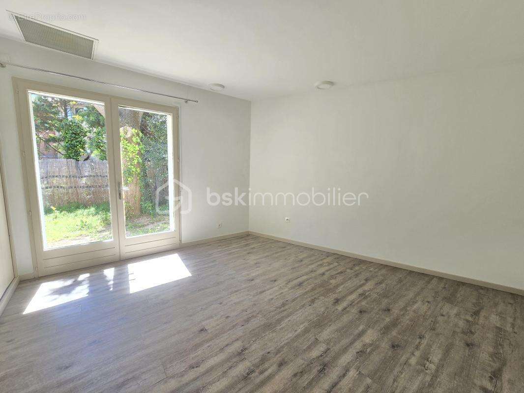 Appartement à MERINDOL