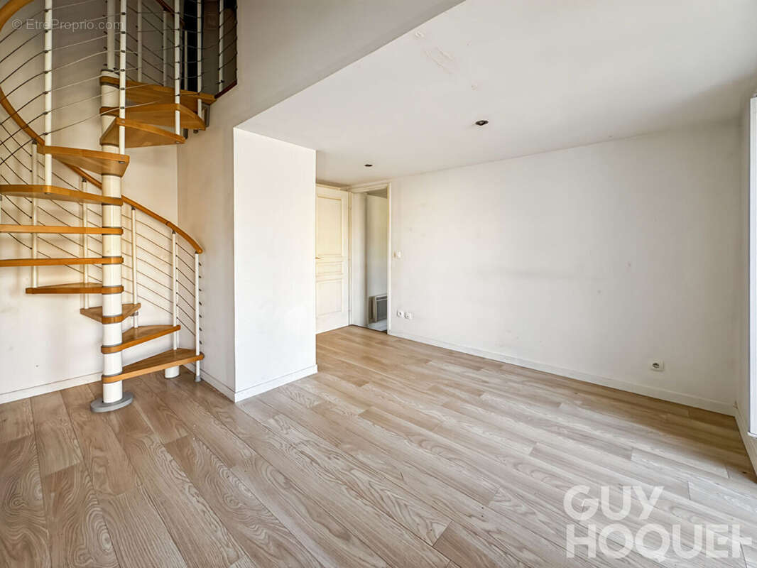 Appartement à VERSAILLES